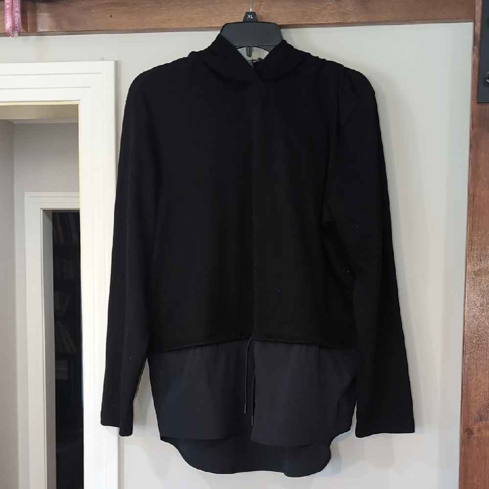 Athleta Black Long Sleeve Shirt